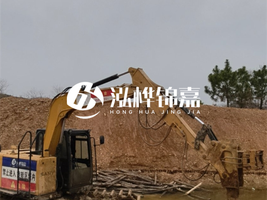 4 米防汛木樁多少根可以送貨上門？3 米松木樁 11-13 公分價(jià)格是多少？