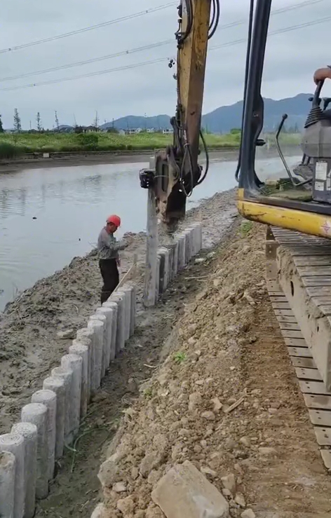 水泥樁批發(fā)廠家泓樺錦嘉 - 水泥圓樁的價(jià)格如何計(jì)算？
